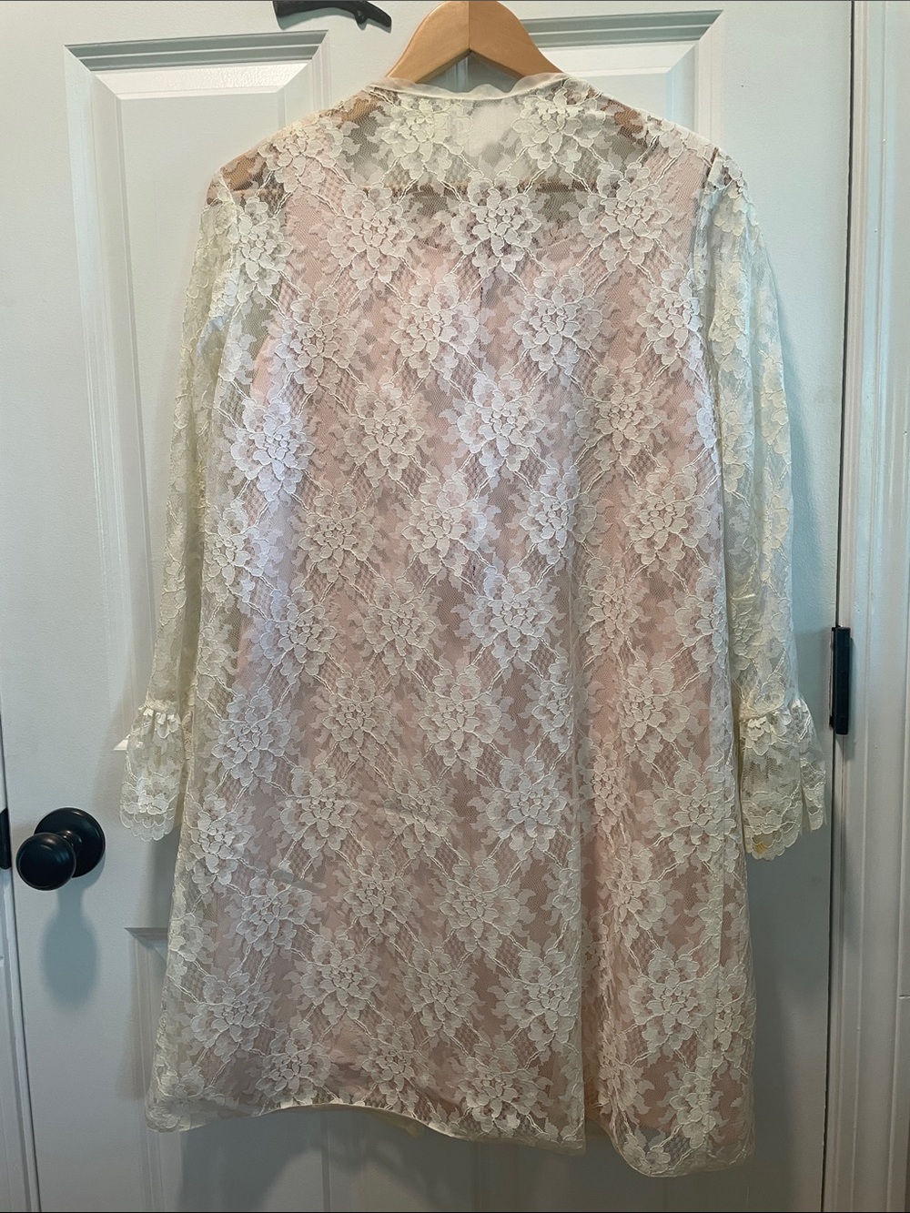 Vintage 60s Women's Long Sleeve Lace Dress with Pink Bow and Pink Mod Underdress - Picture 2 of 6